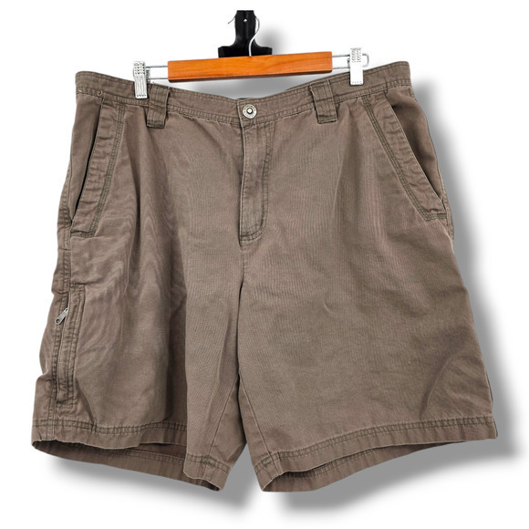 Columbia Men's Omni Shield Canvas Cargo Hiking Outdoor Shorts Brown Size‎ 38x9 - Picture 1 of 14